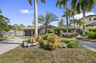 2729 NE 30th St, Lighthouse Point, FL 33064 - Photo 2