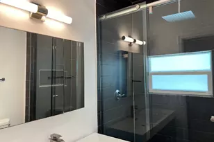 45 NE 50th St, Miami, FL 33137 - Photo 22