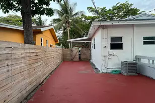 45 NE 50th St, Miami, FL 33137 - Photo 40