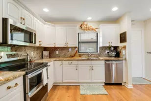 711 Hummingbird Way, North Palm Beach, FL 33408 - Photo 20