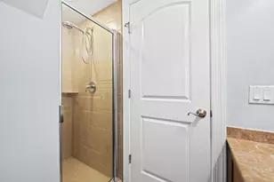 630 SE 15th St, Fort Lauderdale, FL 33316 - Photo 18