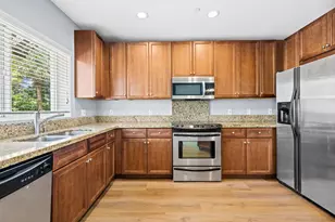 630 SE 15th St, Fort Lauderdale, FL 33316 - Photo 10