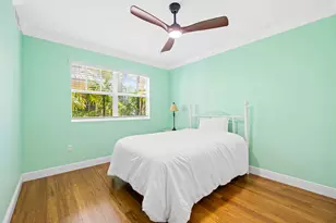 630 SE 15th St, Fort Lauderdale, FL 33316 - Photo 2