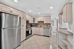 1826 16th Ave N, Lake Worth Beach, FL 33460 - Photo 8
