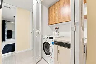 3231 Holiday Springs Blvd, Margate, FL 33063 - Photo 24