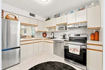 3231 Holiday Springs Boulevard #205, Margate, FL 33063 - Photo 2
