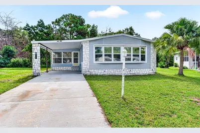 655 W Marlin Circle, Micco, FL 32976 - Photo 2