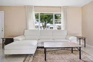 8212 NW 12th Ct, Plantation, FL 33322 - Photo 4