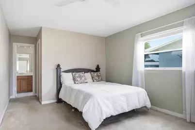 8212 NW 12th Court, Plantation, FL 33322 - Photo 12