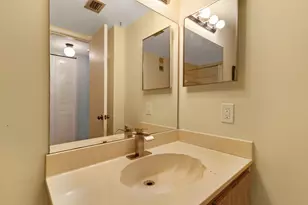 2209 S Cypress Bend Dr, Pompano Beach, FL 33069 - Photo 26