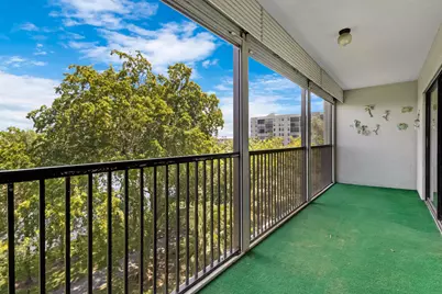 2209 S Cypress Bend Drive #507, Pompano Beach, FL 33069 - Photo 32