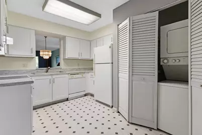 2209 S Cypress Bend Drive #507, Pompano Beach, FL 33069 - Photo 12