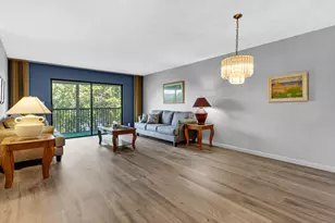 2209 S Cypress Bend Dr, Pompano Beach, FL 33069 - Photo 8