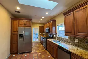 735 Colonial Rd, West Palm Beach, FL 33405 - Photo 2