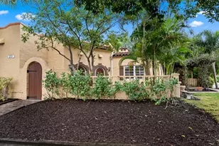 735 Colonial Rd, West Palm Beach, FL 33405 - Photo 22