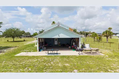 19695 NW 80th Drive, Okeechobee, FL 34972 - Photo 16