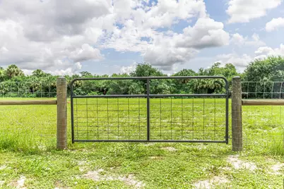 19695 NW 80th Drive, Okeechobee, FL 34972 - Photo 36