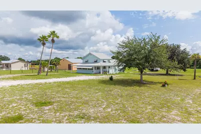 19695 NW 80th Drive, Okeechobee, FL 34972 - Photo 14