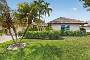 10300 Greentrail Dr N, Boynton Beach, FL 33436 - Photo 2