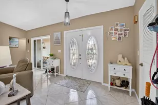 10300 Greentrail Dr N, Boynton Beach, FL 33436 - Photo 8