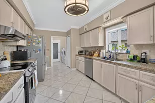 10300 Greentrail Dr N, Boynton Beach, FL 33436 - Photo 20