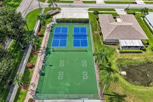 10300 Greentrail Dr N, Boynton Beach, FL 33436 - Photo 54