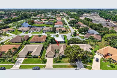 10300 Greentrail Drive N, Boynton Beach, FL 33436 - Photo 44