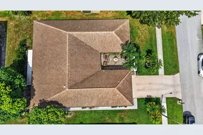 10300 Greentrail Drive N, Boynton Beach, FL 33436 - Photo 52