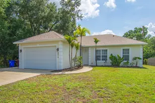 8978 100th Ct, Vero Beach, FL 32967 - Photo 2