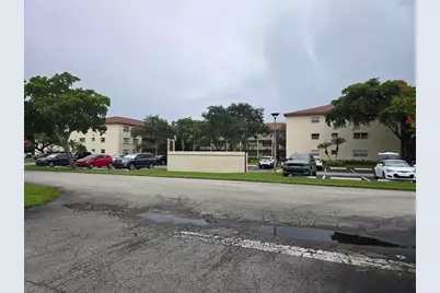 151 SW 134th Way #203N, Pembroke Pines, FL 33027 - Photo 2