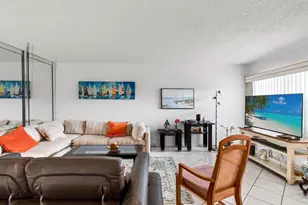 3014 Exeter A, Boca Raton, FL 33434 - Photo 4
