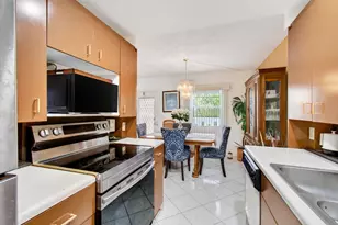 3014 Exeter A, Boca Raton, FL 33434 - Photo 14