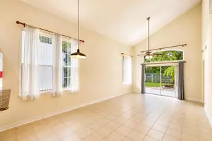 6711 Green Island Cir, Lake Worth, FL 33463 - Photo 4