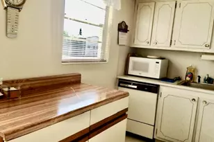 571 Fanshaw N, Boca Raton, FL 33434 - Photo 6