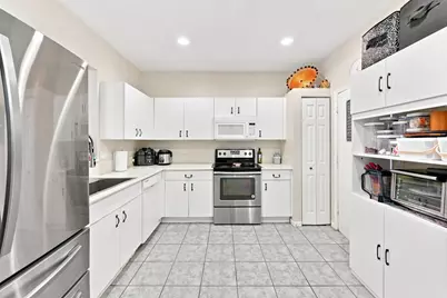5477 NW 90th Terrace, Sunrise, FL 33351 - Photo 4