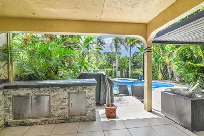 753 Villa Portofino Circle, Deerfield Beach, FL 33442 - Photo 16
