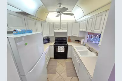 1935 Cobia Drive #103E, Vero Beach, FL 32960 - Photo 6