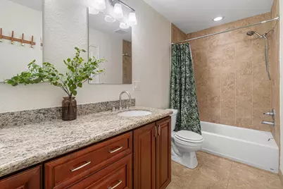 5548 Boynton Gardens Drive, Boynton Beach, FL 33437 - Photo 22