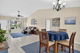7919 Blairwood Cir S, Lake Worth, FL 33467 - Photo 4