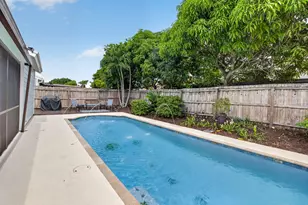 7919 Blairwood Cir S, Lake Worth, FL 33467 - Photo 36