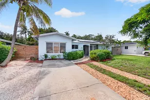 254 NW 6th Ave, Boca Raton, FL 33432 - Photo 2