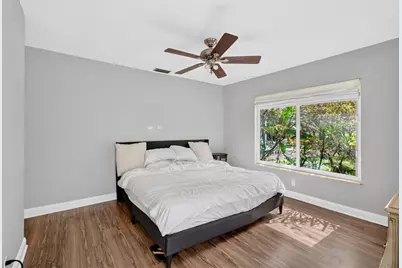 254 NW 6th Avenue, Boca Raton, FL 33432 - Photo 38