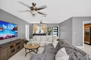 254 NW 6th Ave, Boca Raton, FL 33432 - Photo 6