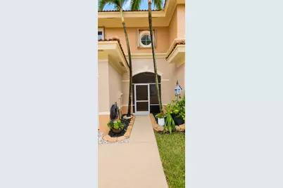 276 River Bluff Lane, Royal Palm Beach, FL 33411 - Photo 2