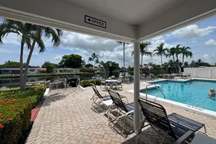 140 Cypress Club Dr, Pompano Beach, FL 33060 - Photo 28