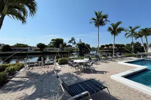 140 Cypress Club Dr, Pompano Beach, FL 33060 - Photo 32