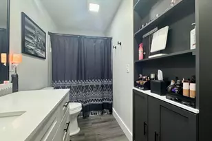 140 Cypress Club Dr, Pompano Beach, FL 33060 - Photo 22