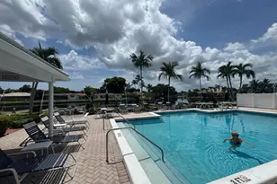 140 Cypress Club Dr, Pompano Beach, FL 33060 - Photo 30