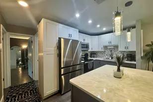 140 Cypress Club Dr, Pompano Beach, FL 33060 - Photo 10