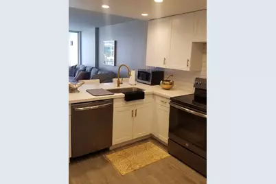 2200 NE 33rd Avenue #3E, Fort Lauderdale, FL 33305 - Photo 1